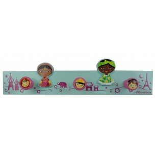 Le coin des enfants - Porte manteaux couleur en bois - Thème Poupée du monde - 28559 Le coin des enfants - Porte manteaux couleur en bois - Thème Poupée du monde - 28559