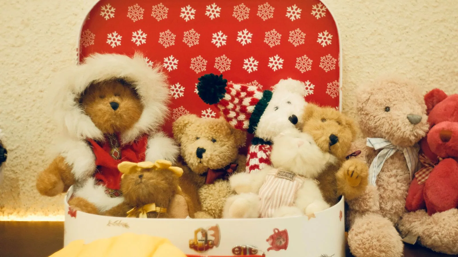 Photographie : plusieurs peluches réunies